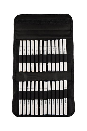 Набор маркеров для скетчинга Sketchmarker Classic Gray Set 24 цв. в текстильном органайзере