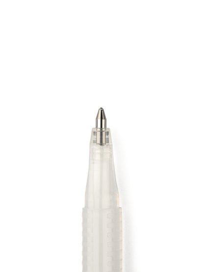 Гелевые ручки Sketchmarker надёжные инструменты для рисования, скетчинга и декора.
Три размера наконечников (0,6; 0,8 ; 1,0 мм) обеспечивают точную работу и выразительные акценты. Белые гелевые чернила подаются равномерно, оставляя на любой поверхности насыщенные, укрывистые и водостойкие линии.
Ид…