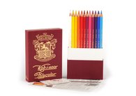 Ретро-упаковка из 24 цветных карандашей Polycolor, в виде традиционного футляра 1-й половины 20 века.
Благодаря этим чехлам цветные карандаши отлично защищены. 
Карандашы пользуются популярностью у всех пользователей, укомплектованы высококачественным грифелем диаметром 3,8 мм с высокой степенью по…