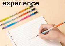 Чернографитные карандаши Deli Ennovation-Gradient оснащены прочным грифелем HB толщиной 2,2 мм. Трёхгранный корпус способствует комфортному письму и рисованию. Встроенный ластик делает карандаши удобными для школы и офиса.