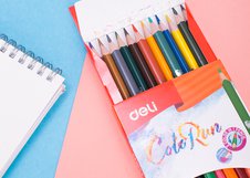 Набор двусторонних карандашей Deli ColoRun включает 24 ярких цвета для рисования и раскрашивания. Карандаши изготовлены из древесины липы и легко затачиваются. Компактная упаковка удобна для хранения и переноски.