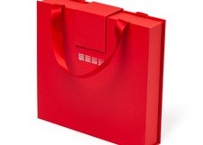 Подарочный набор «Стихия» Grey Edition / Port Red Edition — это элегантное сочетание функциональности и современного дизайна для работы, учёбы и повседневных записей. В набор входят блокнот формата A5 и шариковая ручка в металлическом корпусе, выполненные в единой цветовой концепции коллекции.
Блок…