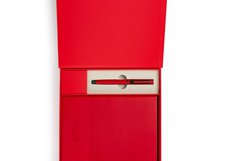 Подарочный набор «Стихия» Grey Edition / Port Red Edition — это элегантное сочетание функциональности и современного дизайна для работы, учёбы и повседневных записей. В набор входят блокнот формата A5 и шариковая ручка в металлическом корпусе, выполненные в единой цветовой концепции коллекции.
Блок…