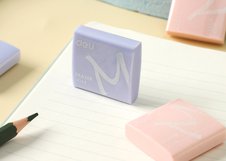 Ластик Deli Soft E3044 — мягкий школьный ластик из PVC, обеспечивающий чистое стирание без повреждения поверхности бумаги. Подходит для повседневного использования в школе и офисе.