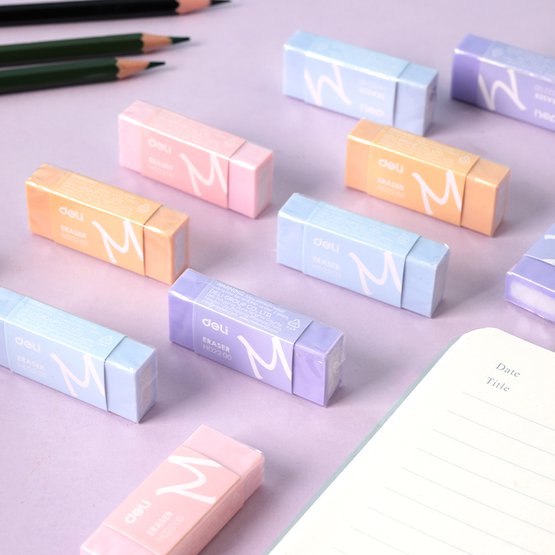 Ластик Deli Macaron EH02200 — экологичный PVC-ластик с мягкой текстурой и технологией без пыли. Обеспечивает чистое стирание и комфортное использование. Поставляется в пластиковом тубусе для удобного хранения.