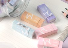 Ластик Deli Macaron EH02200 — экологичный PVC-ластик с мягкой текстурой и технологией без пыли. Обеспечивает чистое стирание и комфортное использование. Поставляется в пластиковом тубусе для удобного хранения.