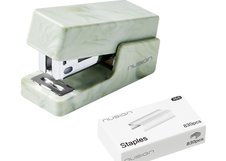 Мини степлер NuSign "Natural Fluids", для скоб 24/6, 26/6, пластик, со скобами 830 шт, зеленый