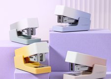 Мини-степлер NuSign "Sunshine Whisper",  для скоб 24/6, 26/6, пластик, скобы в комплекте, фиолетовый