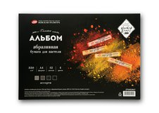 Альбом-склейка для пастели «Мастер-Класс» предназначен для работы сухой пастелью, пастельными карандашами, углём, сангиной и другими сухими художественными материалами. Основа листов — абразивная бумага плотностью 350 г/м², обеспечивающая надёжное сцепление пигмента с поверхностью, возможность мног…