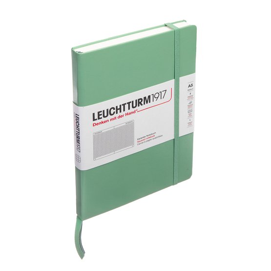 Блокнот Leuchtturm1917 Classic A5 (14.5x21см.) 80г/м2 - 251 стр. в клетку, твердая обложка, цвет: шалфей