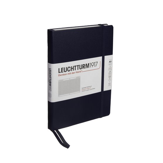 Блокнот Leuchtturm1917 Classic A5 (14.5x21см.) 80г/м2 - 251 стр. в клетку, твердая обложка, цвет: синий неви